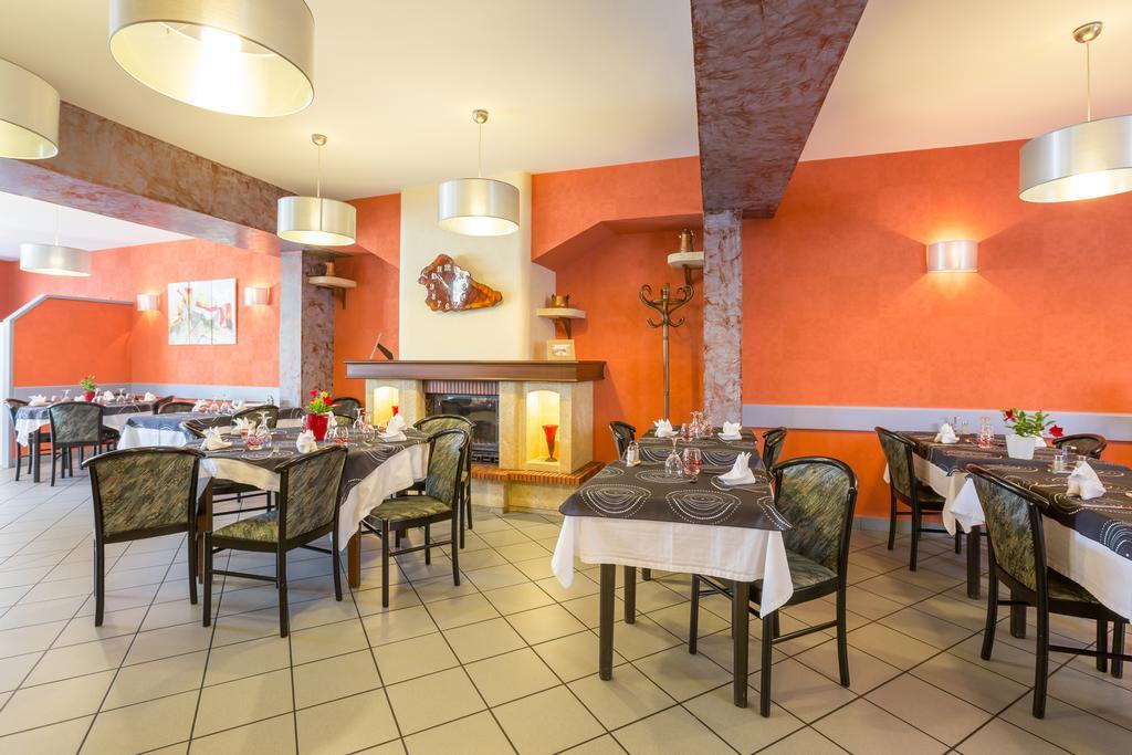 Logis Hotel Le Florina Sainte-Florine Экстерьер фото