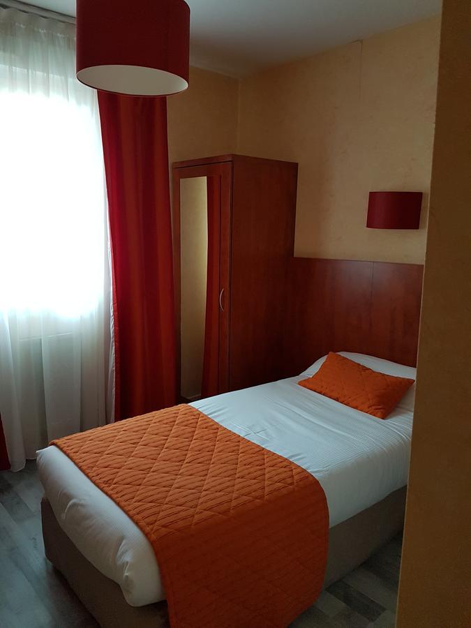 Logis Hotel Le Florina Sainte-Florine Экстерьер фото