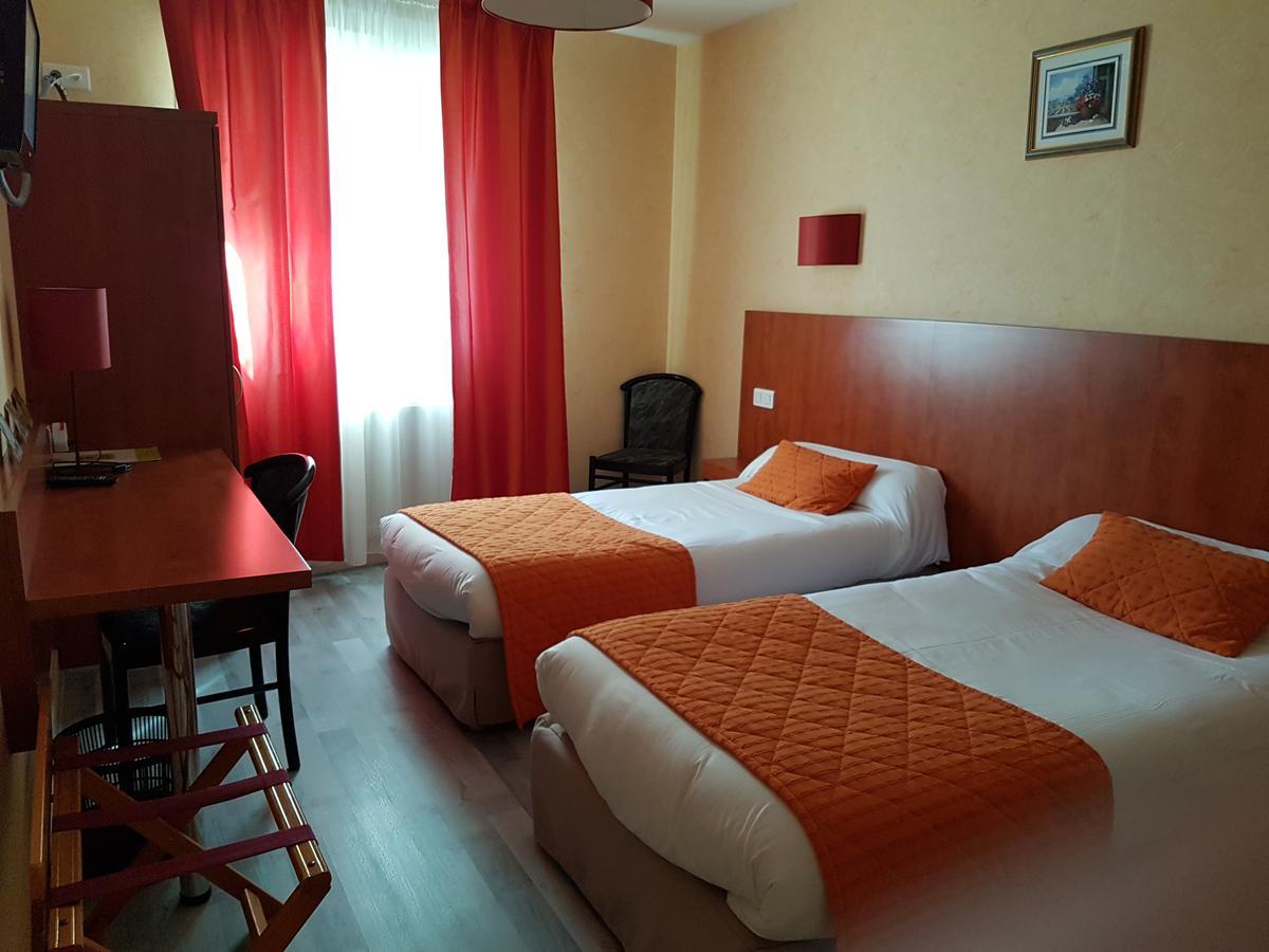 Logis Hotel Le Florina Sainte-Florine Экстерьер фото