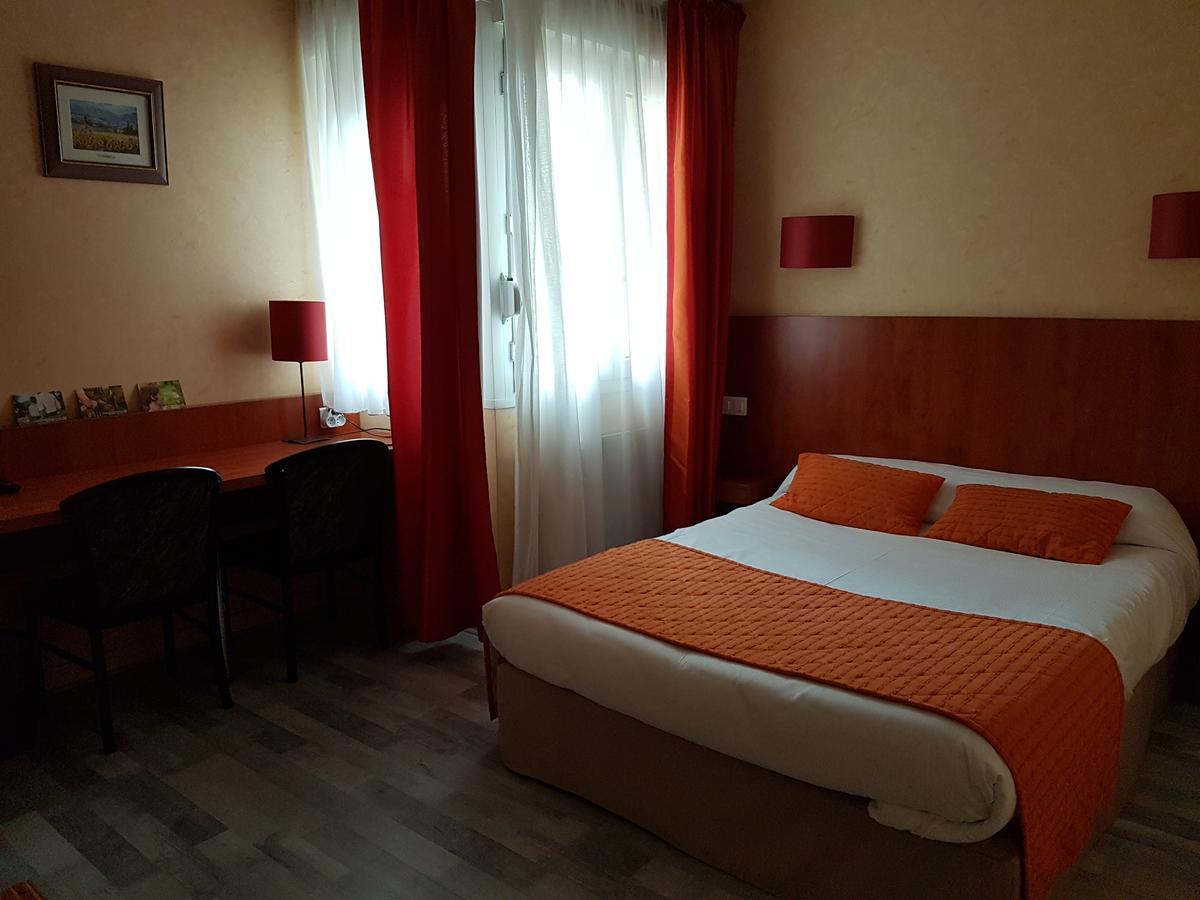 Logis Hotel Le Florina Sainte-Florine Экстерьер фото